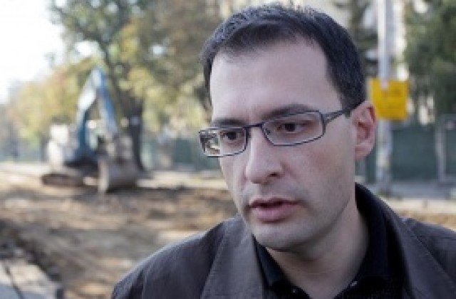 Пътят между Люлинската караулка и подхода към АМ Люлин е в критично състояние
