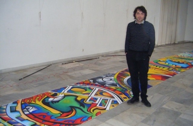 24-метрова творба показва във Велико Търново млад художник