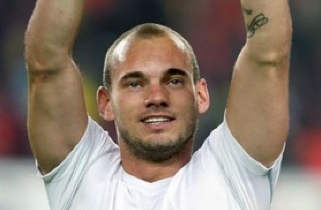 Снайдер с маневра „а ла Бербатов“, готов да преговаря с Ливърпул