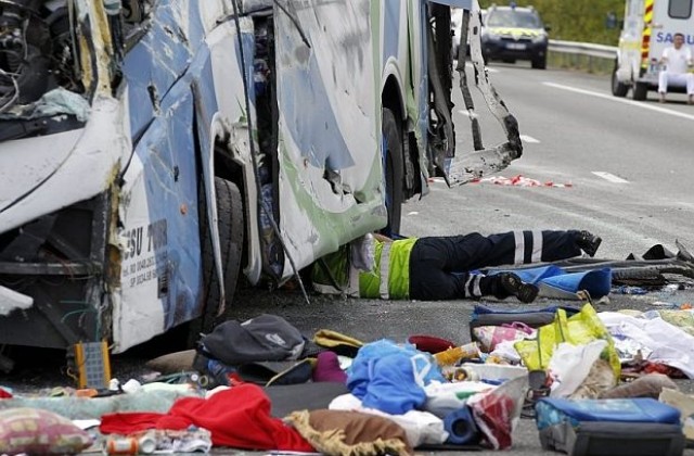 20 души пострадаха в катастрофа на автобус с руснаци във Франция