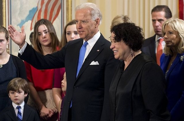 Вицепрезидентът на САЩ Джо Байдън се закле за втори мандат