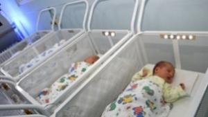 Петър Петров орисва първото пловдивско бебе за годината