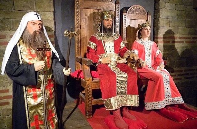 Музей на скулптурните фигури във Велико Търново