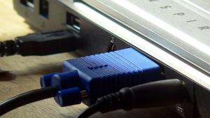 Аsus пуска WiFi рутер колкото флашка