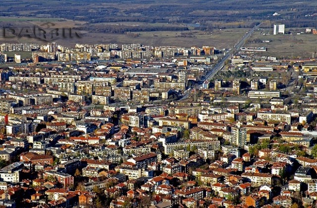 Панихида за годишнината от бомбардировките над Враца