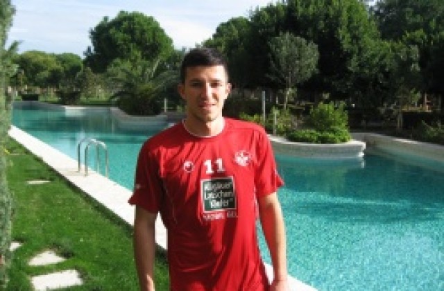 Илиян Мицански: Искам да напусна Кайзерслаутерн, но ми правят спънки