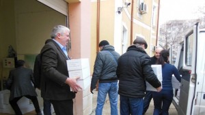 Разпределят изборните книжа по общини