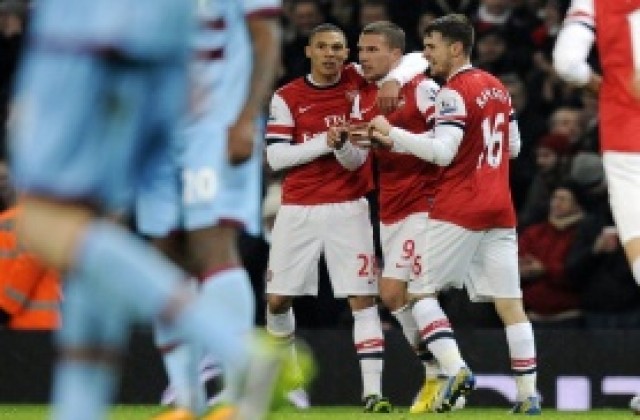 ВИДЕО: Арсенал разби Уест Хем в отложен мач