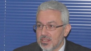 Костов пренарежда кандидатдепутатските листи заради Единство