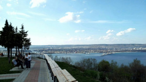 Варна като Барселона отварят пристанището за разходки