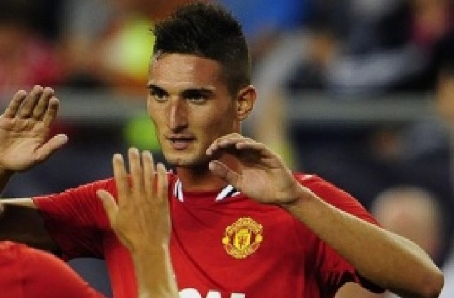 Официално: Юнайтед прати Македа в Щутгарт