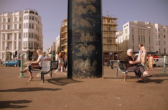 Българите и румънците предупредени да стоят настрана от Брайтън