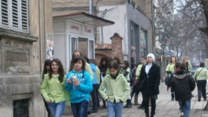 Понеделник е неучебен ден