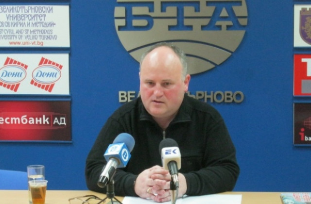 СДС почва подписка за организиране на референдум „За или против пушенето в закрити помещения