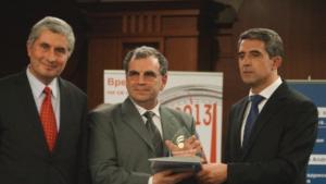 Проф Стоян Капралов със специална награда