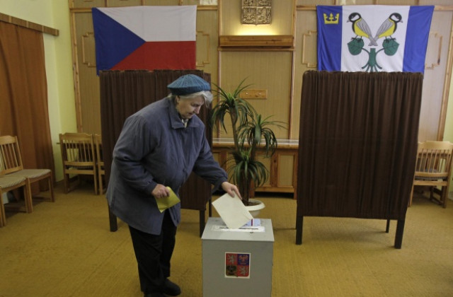 Чехия избира президент на втори тур