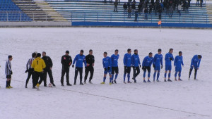 Спартак Варна спира с тренировките