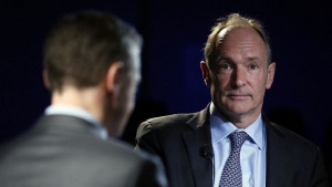 Основоположникът на WWW се обяви срещу контрола на Интернет