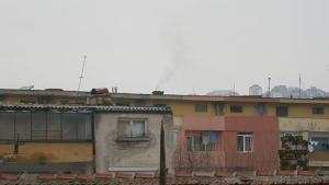 Остава студено