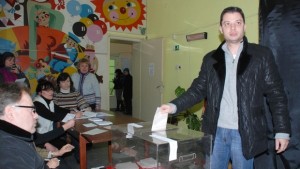Министър Добрев Гласувах с надеждата да сложим край на една