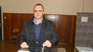 П Нунев Ползата от референдума е никаква