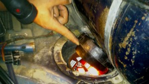 Полицаи заловиха 62годишен пласьор на цигари без бандерол