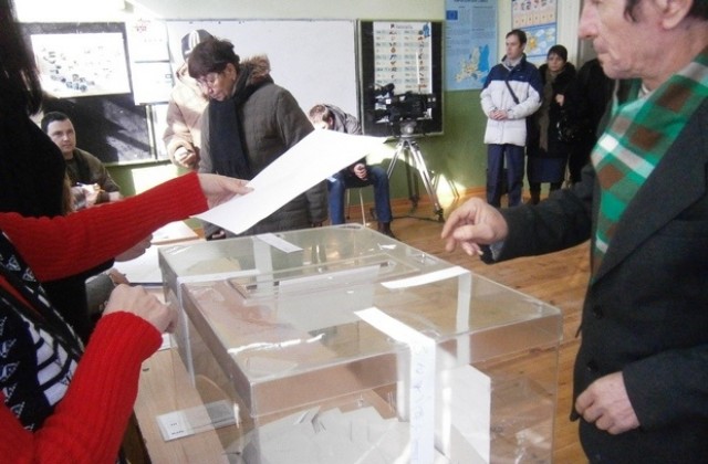 21,6% е избирателната активност в община Плевен, в Белене - над 57%