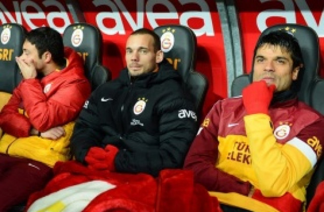 ВИДЕО: Снайдер дебютира за Галата при успех над Бешикташ