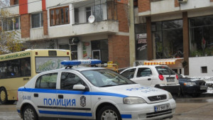 Пиян шофьор се обърна на кръстовище във В Търново