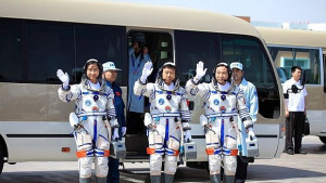 Китай изпробва с успех космически военни технологии