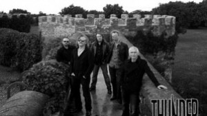 Thunder идват на Kavarna Rock