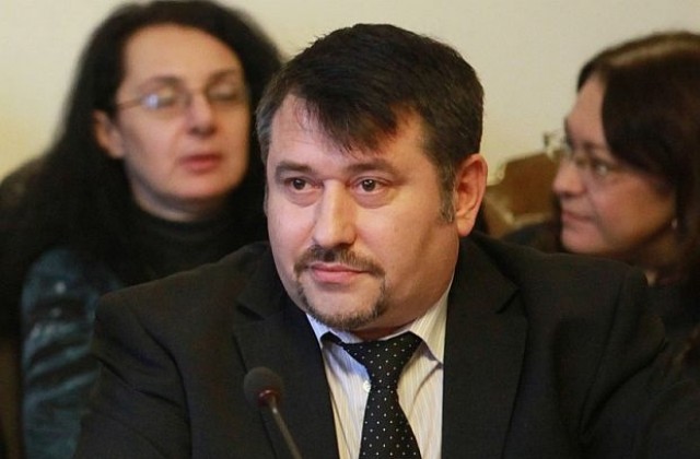 Управителят на Фонд Научни изследвания Христо Петров подаде оставка