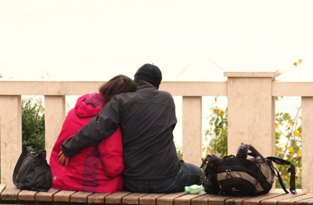 Съдят младеж, взел си малолетна булка