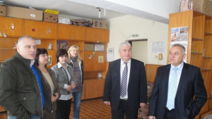 Депутати подкрепиха ръководството на Дома за деца в Страхилово