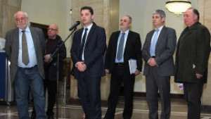 Търсят възможности за пренасочване на работници от ВМЗ в други