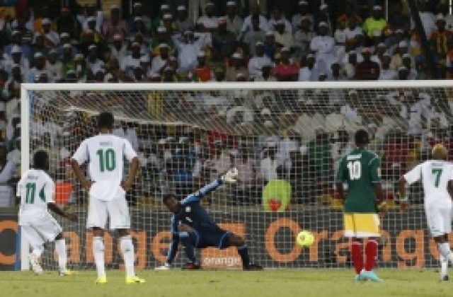 Шампионът Замбия сдаде Купата, с две дузпи Моузес прати Нигерия на 1/4-финалите