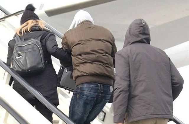 Екстрадираха още седмина от „Шок 2 в Италия