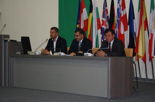 Местните управници обсъдиха инфраструктурни проекти с финансовия министър