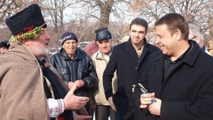 Камбитов зарязва лозята в село Дъбрава