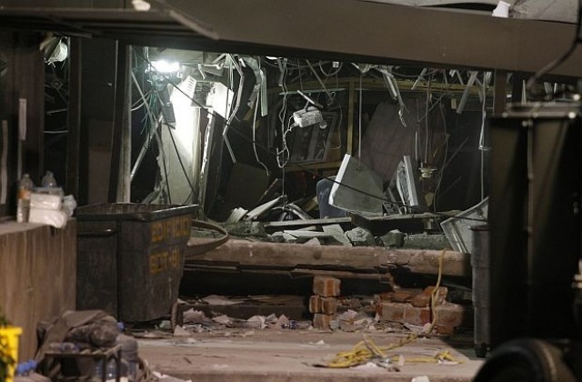Най-малко 32 души загинаха при мощна експлозия в Мексико сити