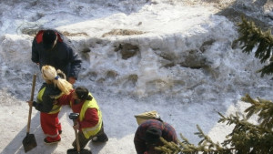 Заледени улици изненадаха тази сутрин габровци