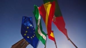 Рисуват карта на Европа с цветя в Ботаническата градина