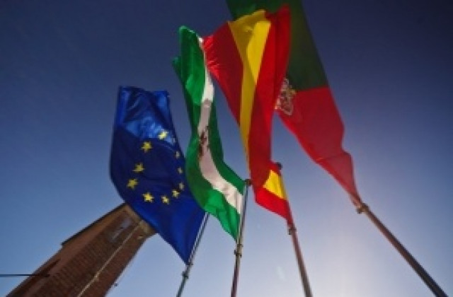 Рисуват карта на Европа с цветя в Ботаническата градина