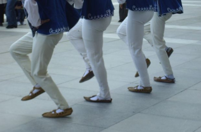 Канят за участие във фолклорен събор в Търново