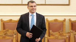 Дянков подава оставка ако падне забраната за пушене