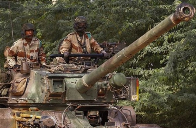 Нови френски бомбардировки в Северно Мали