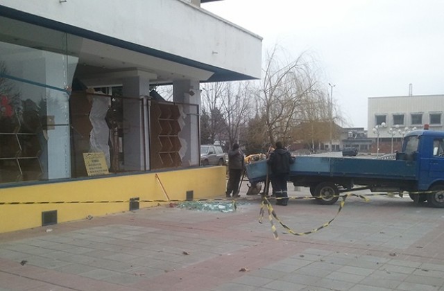 Започва оглед на щетите от вятъра