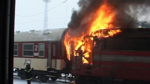 Локомотив се е запалил на гарата в Свиленград