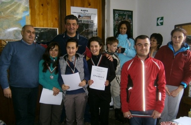 100 ентусиасти участваха в спортен празник на хижа Чумерна