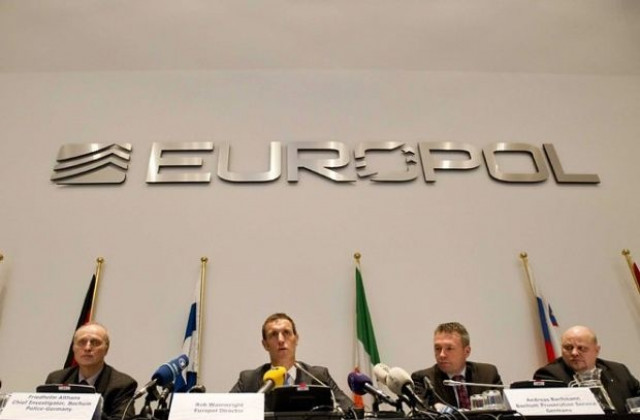 Европол разкри 380 уговорени мача в Европа